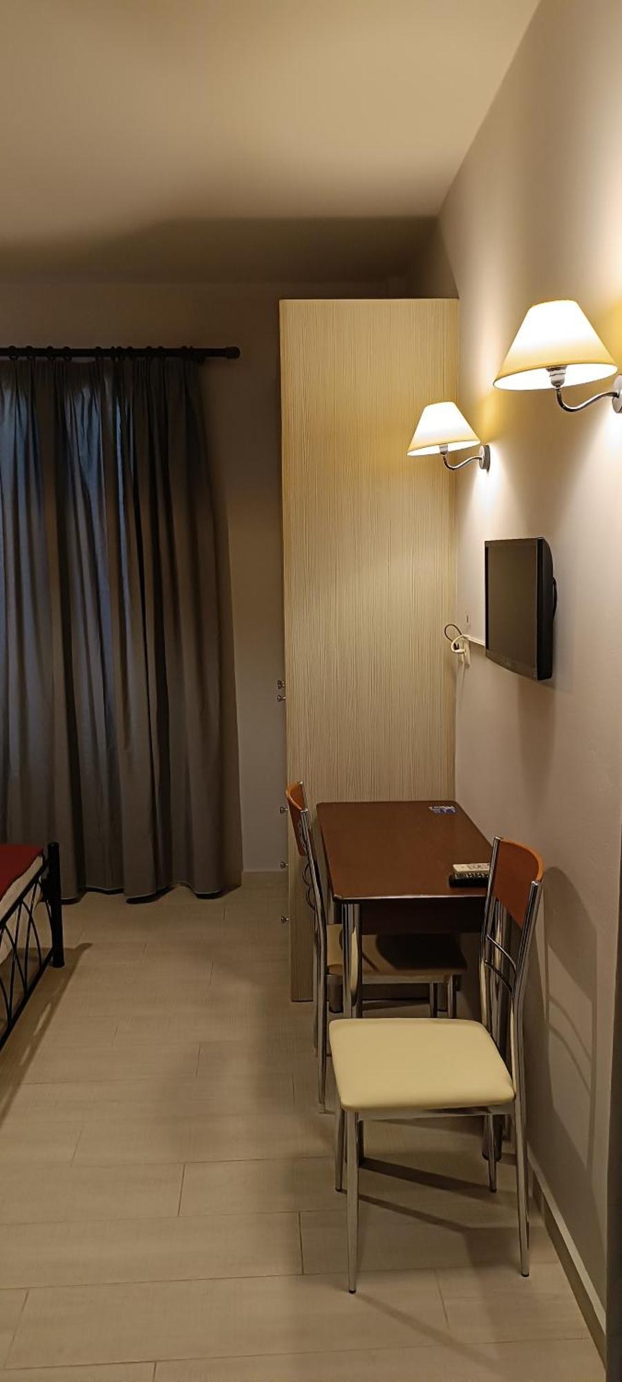 Andros Guesthouses 외부 사진
